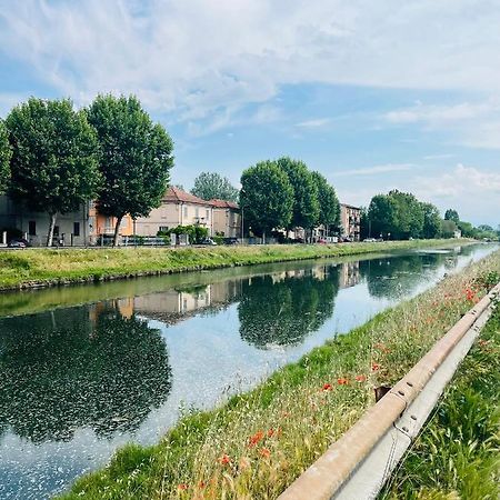 Green House In Pavia Center Екстер'єр фото